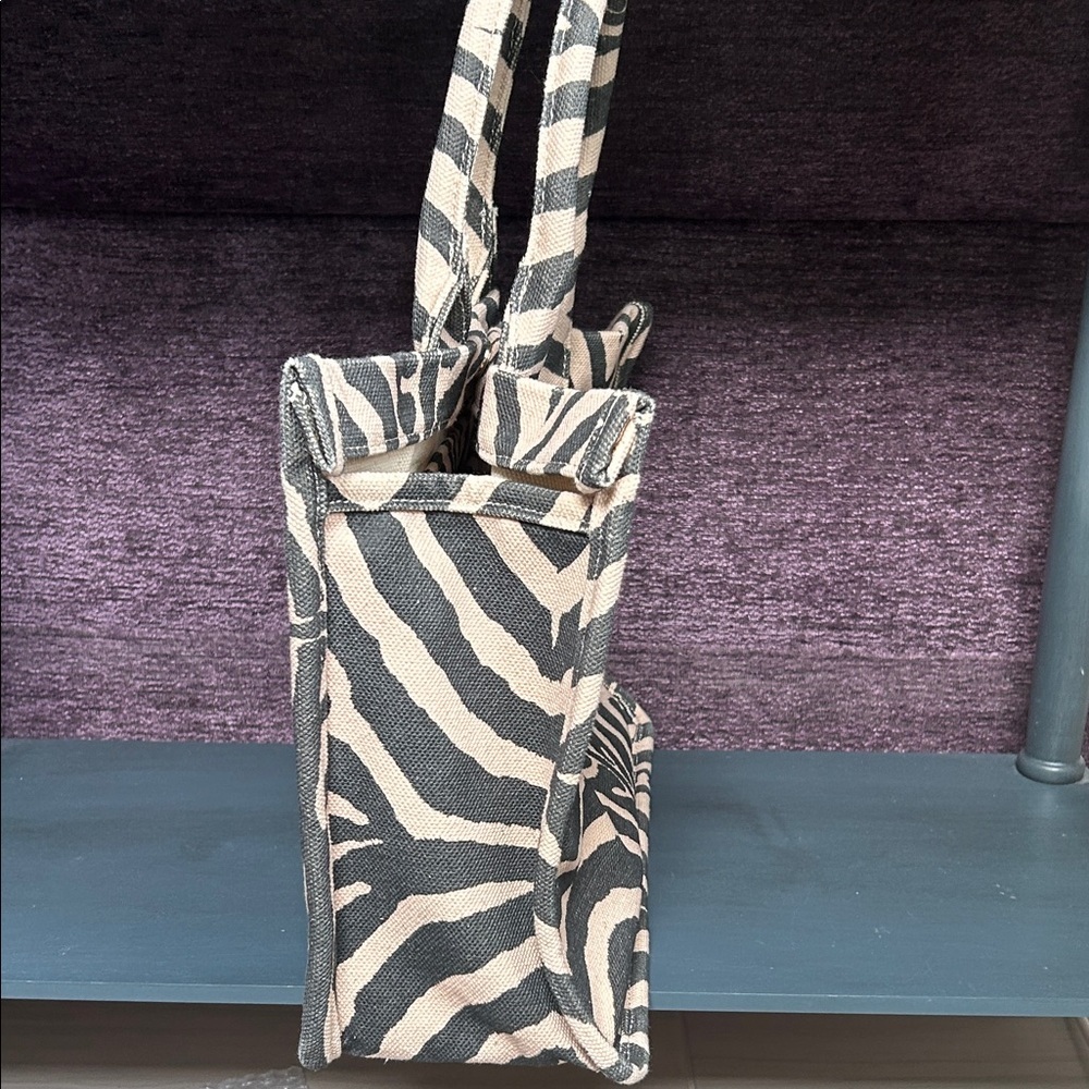 Vince Camuto Black and Cream Zebra Tote - Picture 2 of 13